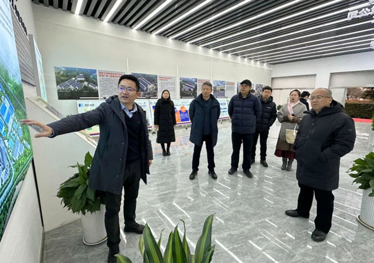 蔺建文携带西安市先进造作业协会一行赴集团泾河产业园调研互换
